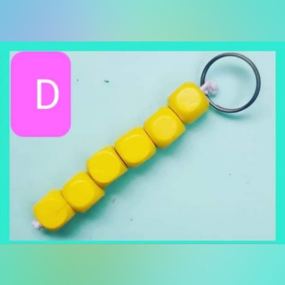 Wooden Bead Keychains - Picture 5 of 7